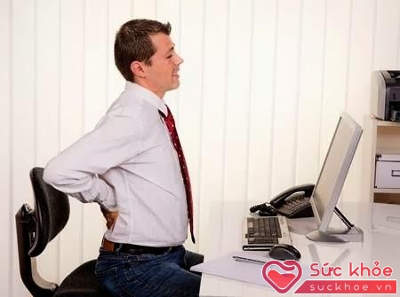 Bệnh đau lưng là bệnh phổ biến của dân văn phòng