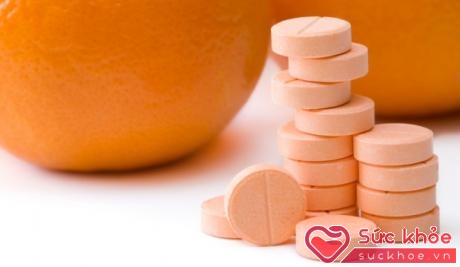 Vitamin C tăng sự đề kháng tự nhiên của cơ thể với tia tự do UVA. Hình minh họa