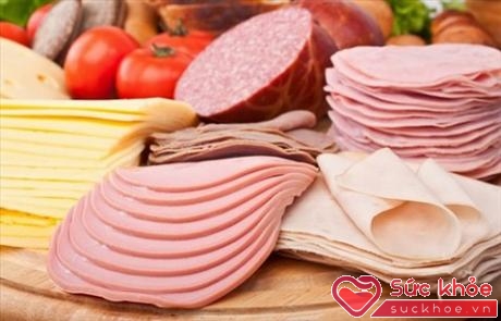 Ăn quá nhiều các loại thịt chiên nướng làm tăng nguy cơ ung thư dạ dày