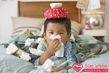 Trẻ thường tỏ ra mệt mỏi khi bị nhiễm cúm.