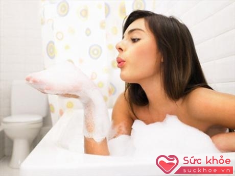 Thường xuyên tắm rửa sạch sẽ, không nên tắm trong bồn giúp niệu đạo của bạn khỏe mạnh hơn