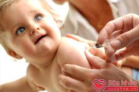 Thời điểm tiêm vắc-xin phòng lây truyền vi-rút viêm gan B cho trẻ là 24 giờ sau sinh