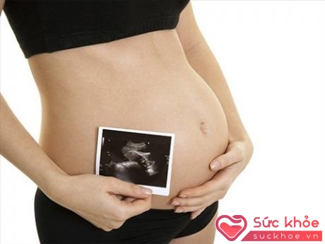 Mang thai 3 tháng đầu là giai đoạn người mẹ cần thay đổi một số thói sinh hoạt và ăn uống tốt hơn để chuẩn bị cho em bé đang hình thành trong bụng