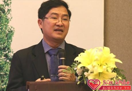 Bác sĩ Trần Văn Ngọc, Chủ tịch Hội Hô hấp TP.HCM cảnh báo về bệnh người mắc phổi tắc nghẽn mạn tính dễ chết hơn ung thư. 