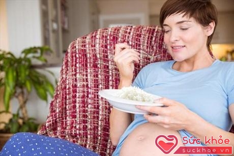 Thời gian mang thai chị em cần chế độ ăn hợp lý