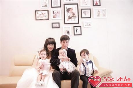 Gia đình hạnh phúc của Minh Hà - Lý Hải (Ảnh: Internet)