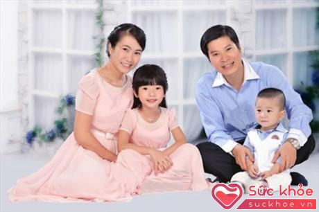Gia đình hạnh phúc của MC Thanh Thảo (Ảnh: Facebook)