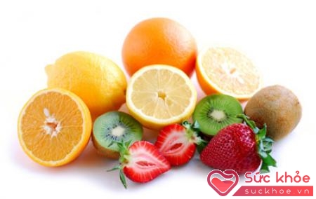Một số loại hoa quả giàu vitamin C sẽ hỗ trợ điều trị đau mắt đỏ