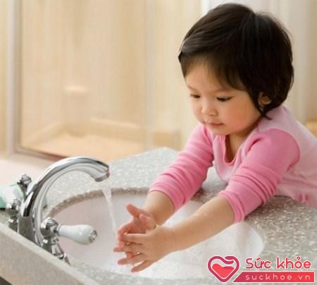 Rửa tay bằng xà phòng đểphòng bệnh tay chân miệng