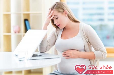 Bệnh nội khoa cũng có thể dẫn đến đau đầu khi mang thai