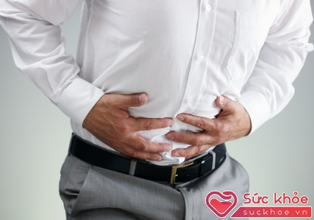 Đau bụng thượng vị là biểu hiện chính của đau dạ dày cấp