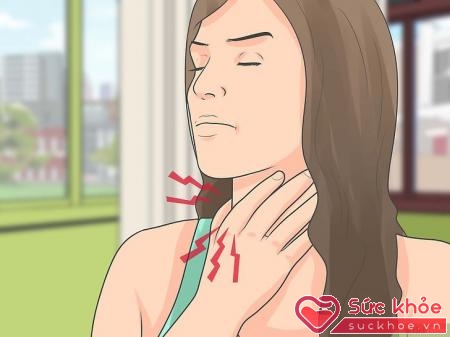 Triệu chứng viêm họng rất dễ phát hiện