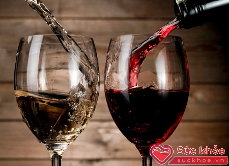 Rượu vang đỏ có tác dụng như một loại thuốc chữa rối loạn cương dương