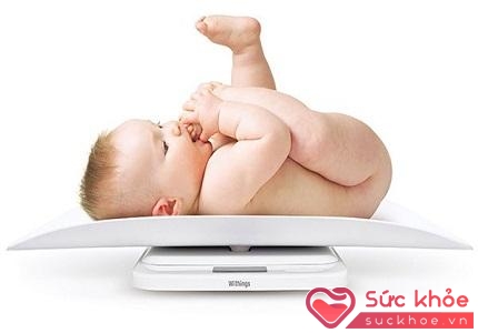 Chuẩn cân nặng khi chào đời của trẻ là khoảng 2,5 - 4,5 kg
