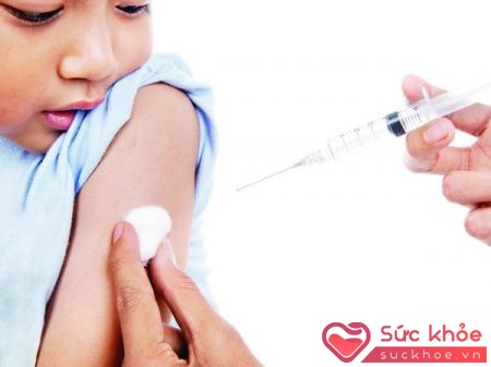 Tiêm vacxin là cách bảo vệ sức khỏe nên thực hiện sớm