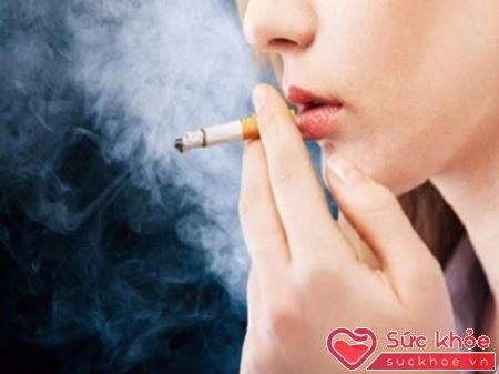 Chị em hút thuốc lá tăng nguy cơ ung thư cổ tử cung