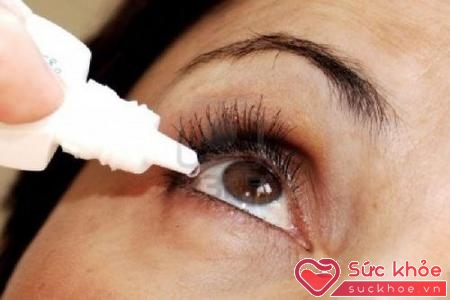 Đục thủy tinh thể mắt hạn chế tầm nhìn của người bệnh