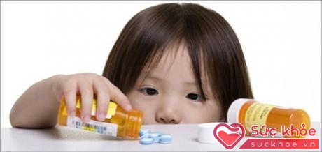 Cần để thuốc tránh xa tầm tay trẻ em.