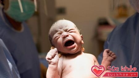 Sinh mổ cũng là lý do gây nên suy hô hấp ở trẻ sơ sinh