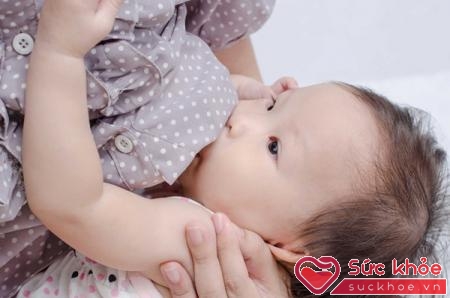 Cai sữa mẹ sớm là một trong những nguyên nhân suy dinh dưỡng