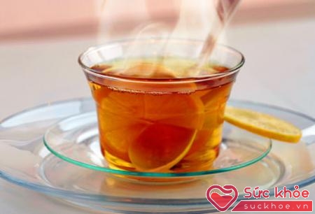 Uống trà nóng có thể làm giảm bớt các triệu chứng của bệnh cảm lạnh
