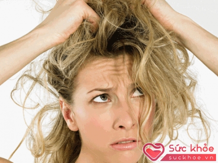 Gia tăng áp lực lên tóc cũng khiến tóc gãy rụng nhiều