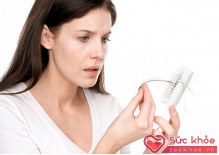 Cần phát hiện dấu hiệu rụng tóc nhiều để kịp thời khắc phục