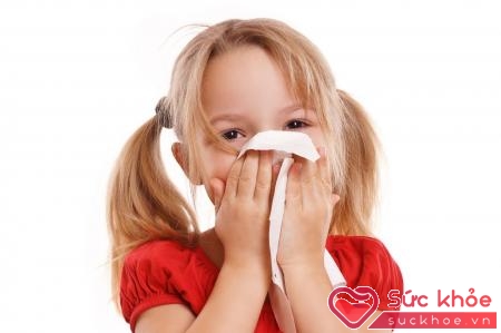 Viêm mũi dị ứng ở trẻ em giống triệu chứng cảm lạnh