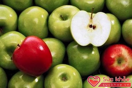 Hạt táo có thể nguy hại đến sức khỏe vì có chứa một loại chất có thể chuyển đổi thành hydrogen cyanide cực độc 