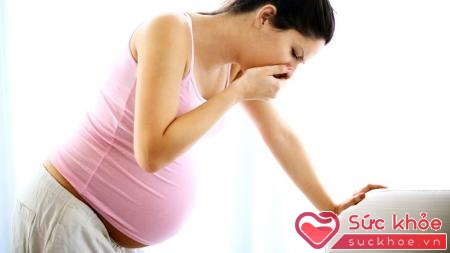 Các chuyên gia khuyến cáo: Phụ nữ trên 45 tuổi hiếm muộn có thể “kiếm con”, nhưng với điều kiện cơ sở điều trị phải theo dõi, cân nhắc kỹ sức khỏe, khả năng mang thai của sản phụ mới quyết định điều trị.