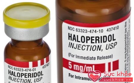 Trong chuyên khoa tâm thần, haloperidol tôi được dùng điều trị các trạng thái hưng cảm, cơn hoang tưởng cấp, mê sảng,