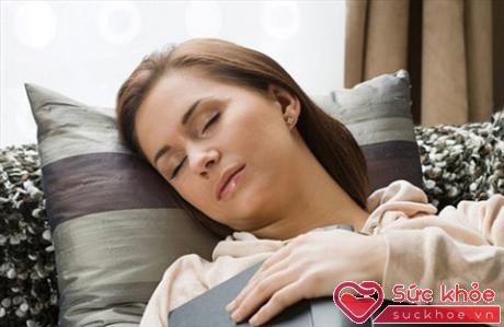 Bóng đè cũng là một triệu chứng của những bệnh gây rối loạn giấc ngủ