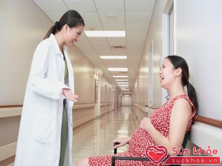 Làm hồ sơ trước sinh giúp mẹ bầu cũng như cơ sở y tế nơi bạn đăng ký sinh chủ động theo dõi thai kỳ một cách chặt chẽ