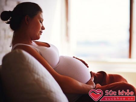 Sinh mổ cũng gây ra nhiều nguy cơ đối với các mẹ trong những lần mang thai sau