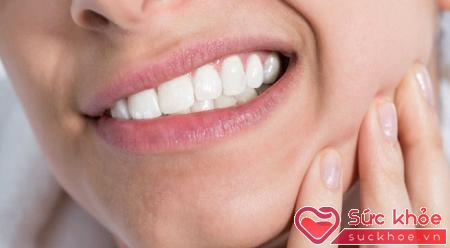 Sâu răng, nhiễm khuẩn răng hoặc chấn thương răng… nếu không điều trị thích hợp dễ dẫn đến u răng