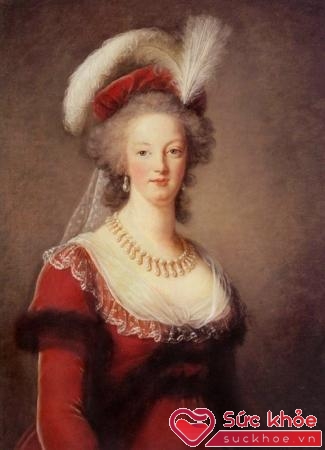Nữ hoàng Marie Antoinette là người rất quan tâm đến chuyện làm đẹp.