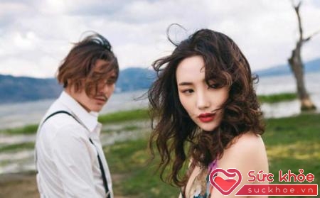 Phụ nữ muốn đàn ông tôn trọng mình, trước hết phải tôn trọng đối phương