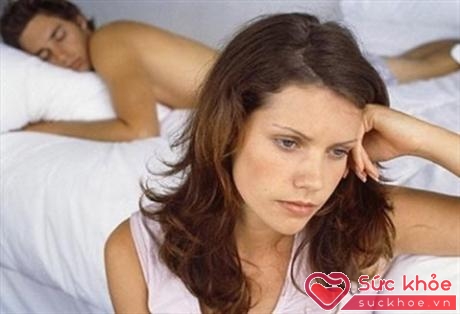 Đôi khi các nàng sẽ giả vờ cảm thấy mệt mỏi để lảng tránh chuyện yêu đương với các đức ông chồng