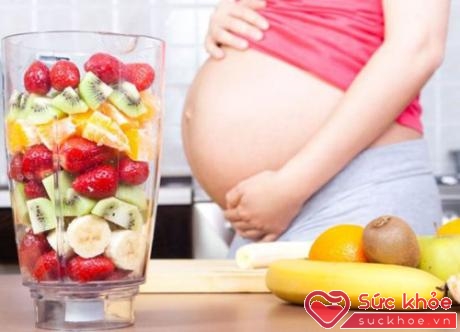 Sau khi ăn, dùng thêm trái cây ngọt thì tổng lượng đường của bữa ăn sẽ tăng, đường huyết tăng cao và nhanh, dễ bị tiểu đường thai nghén, không có lợi cho sức khỏe.