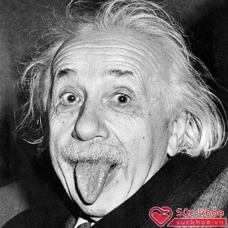 Thiên tài Albert Einstein được đánh giá là khá lập dị và ít bạn
