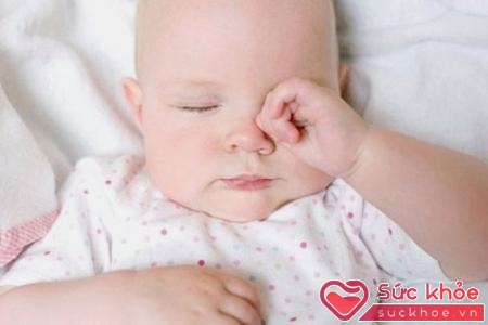 Trẻ ngủ ít, ngủ kém sẽ khiến chậm phát triển cả về thể chất và trí tuệ