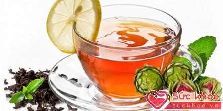 Uống trà có tác dụng đẩy trừ thức ăn tích tụ trong cơ thể