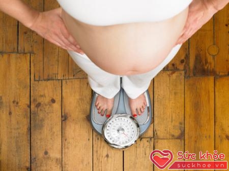 Nếu người mẹ không tăng đủ cân trong thai kỳ sẽ có nhiều nguy cơ sinh con nhẹ cân.