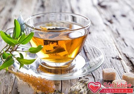 Sở hữu đặc tính lợi tiểu và chứa nhiều chất chống oxy hóa, trà thảo mộc sẽ giúp bạn dễ dàng giải quyết những vấn đề về đường tiêu hóa.