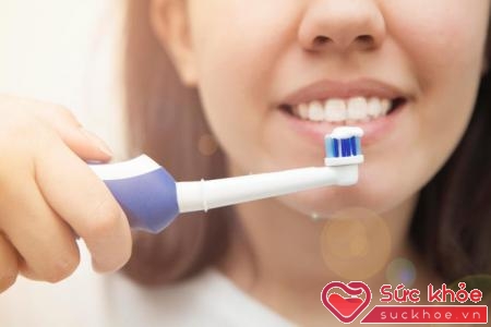 Đánh răng ngày 2 lần để đảm bảo sức khỏe răng miệng