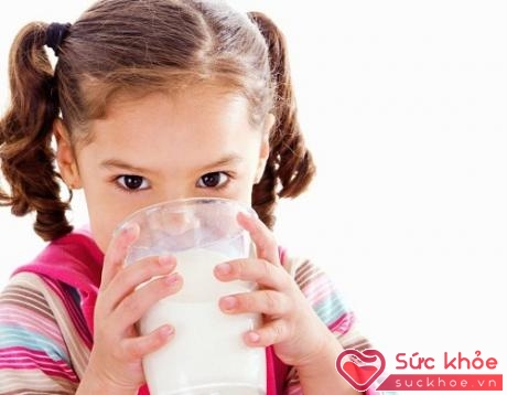 Uống quá nhiều sữa gây rối loạn tiêu hóa