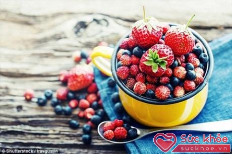 Ăn nhiều trái cây, rau, ngũ cốc, các loại đậu, các loại hạt thì sẽ tốt cho tim.