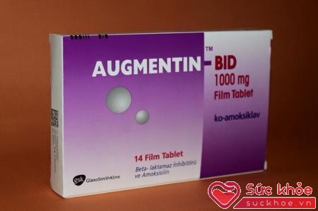 Dùng thuốc augmentin cần theo đúng chỉ dẫn liều lượng của bác sĩ.