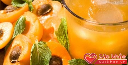 Hãy nhâm nhi một cốc nước trái cây giúp cơ thể khỏe mạnh