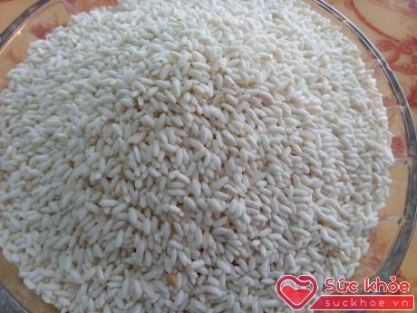 Một trong những nguyên liệu gói bánh chưng quan trọng nữa là gạo nếp.